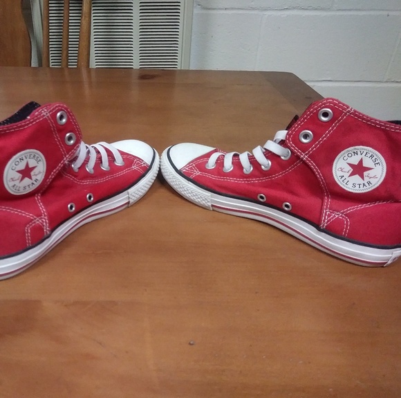 Converse shoes - Picture 4 of 4